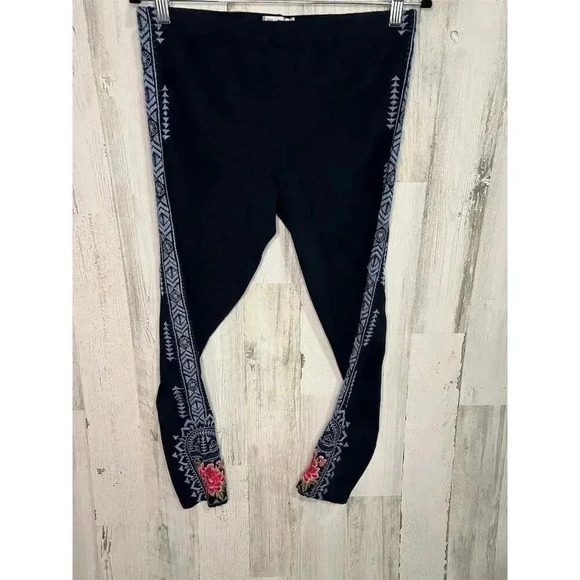 Johnny Was Women's Medium Floral Embroidered Leggings Multicolor Navy‎ Blue - Picture 2 of 7